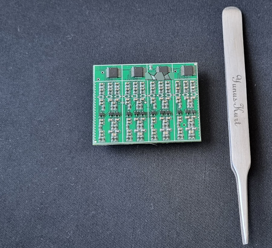 Universal analog input front-end PCB