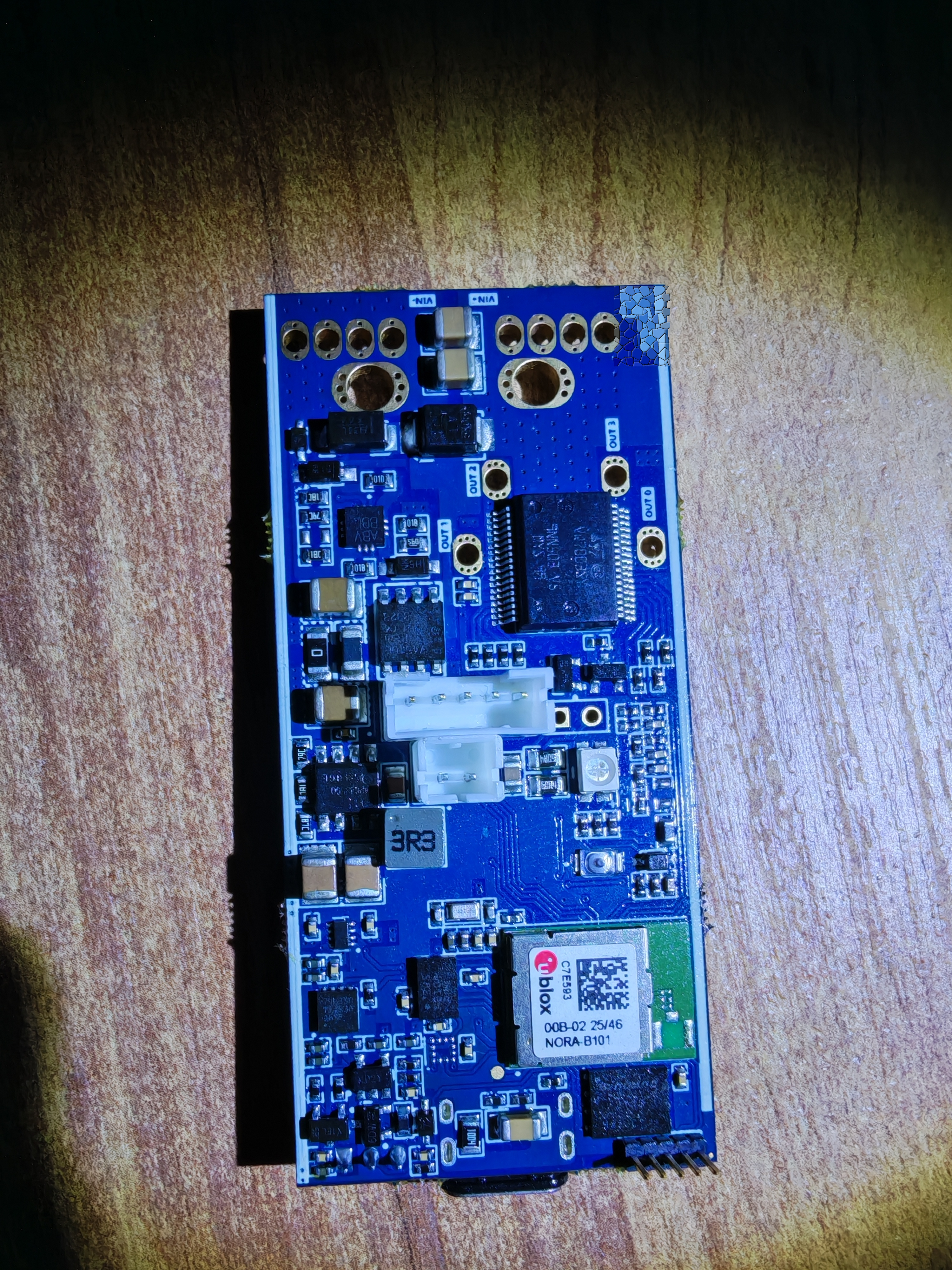 Automotive-grade BLE measurement/control/diagnostic PCB